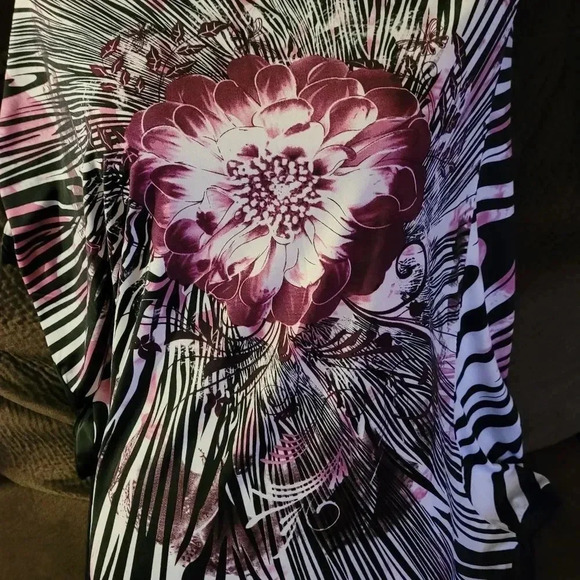 Ladies‎ Shawl NEW W/O tags - Picture 3 of 11